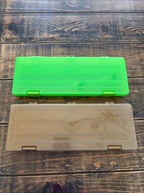 Art Bin Plastic Container Boxes Green and Translucent Glitter